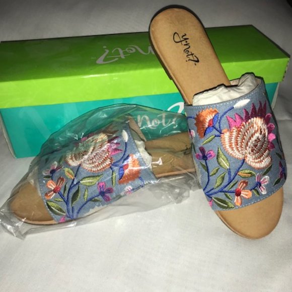 Floral Embroidered Flats size 8.5 - Picture 1 of 5